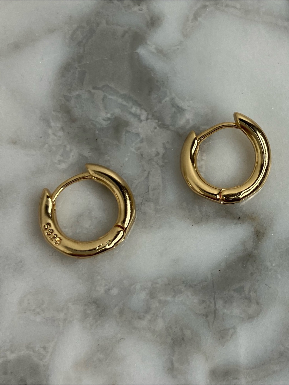 Small Round Wave Chunky Hoop Earrings |Statement Earrings | 8mm